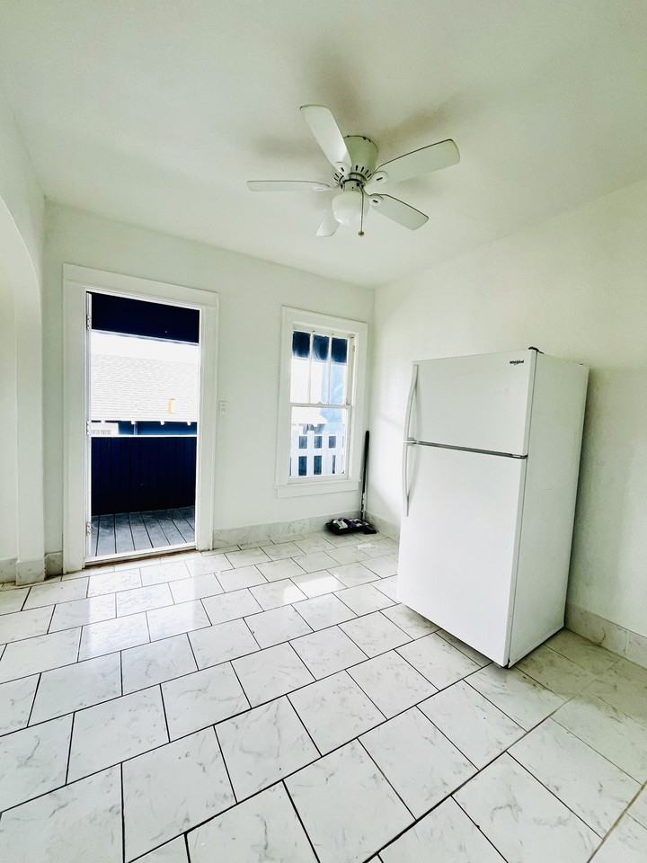 111 South Grandview Avenue - Photo 2 of 9