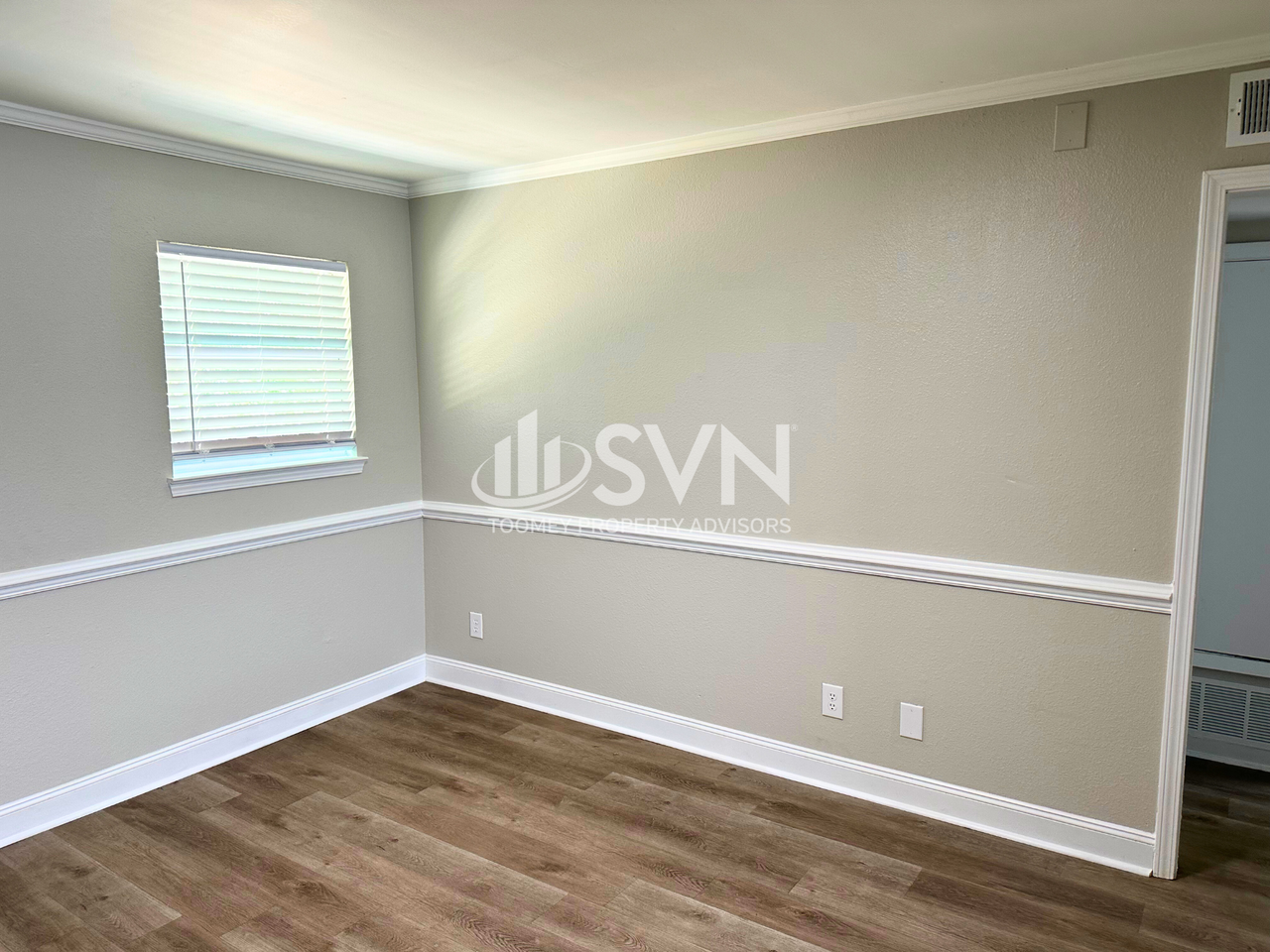1404 Saint Stephens Road - Photo 4 of 14