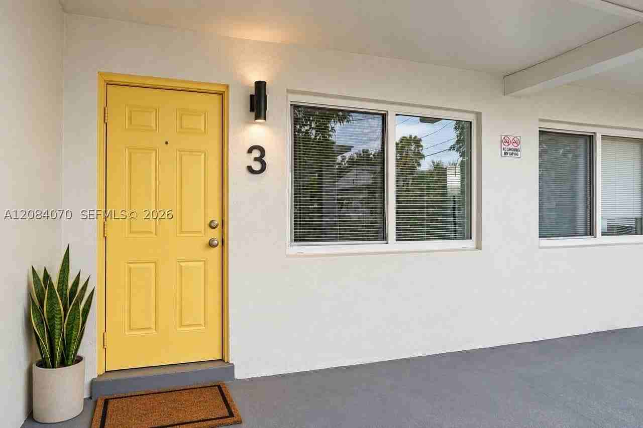 1210 Nw 2nd St #3