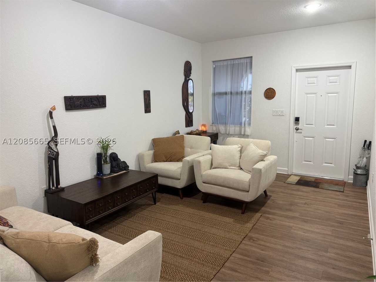 10238 Sw 228th Ter - Photo 3 of 28