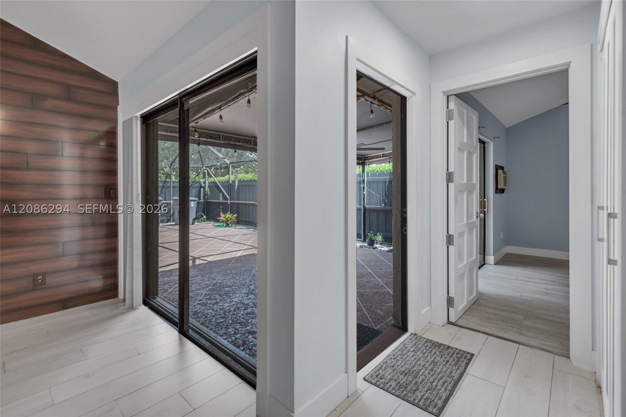 1050 Summit Trail Cir #B - Photo 2 of 46