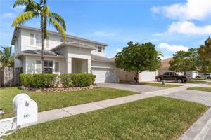 featured image of 3379 Ne 1st St #3379