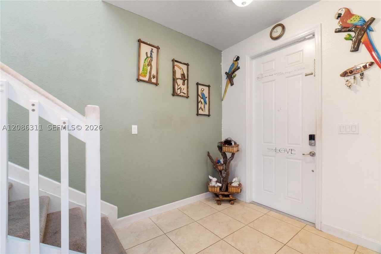 3379 Ne 1st St #3379 - Photo 5 of 30