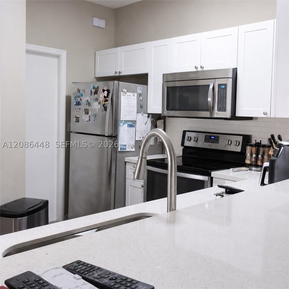16945 Sw 38th St #16945 - Photo 6 of 42