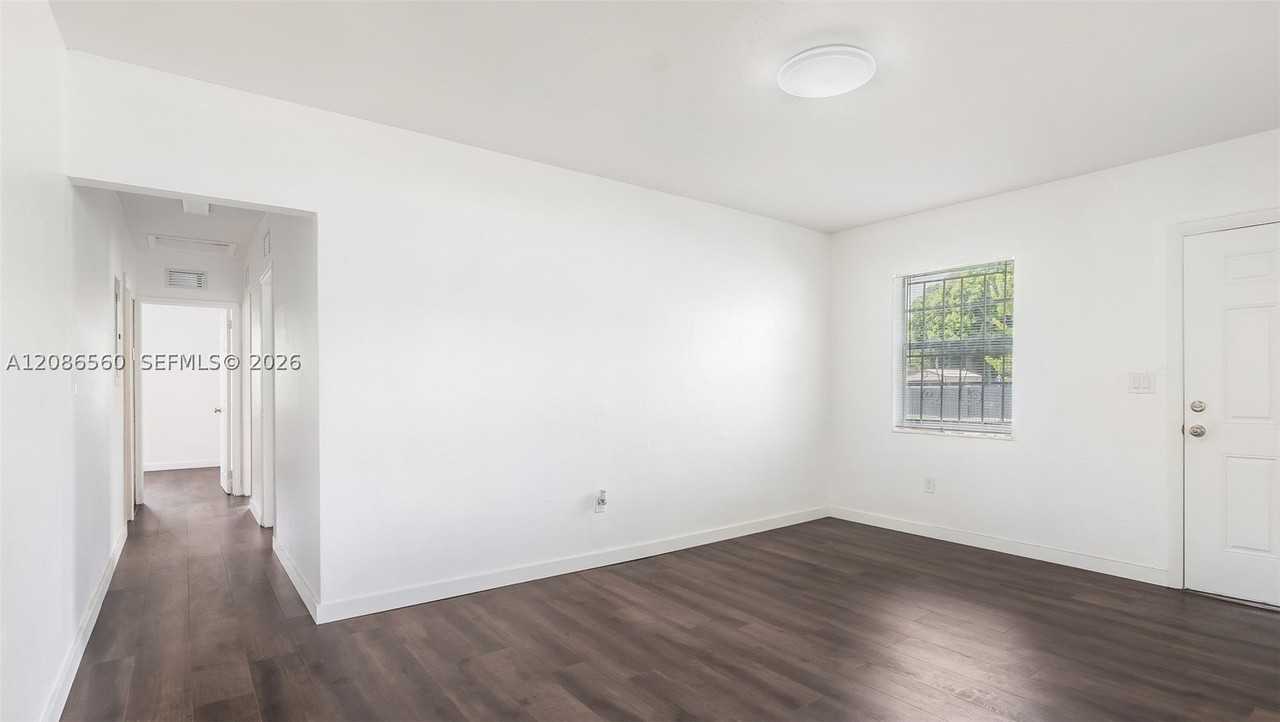 6499 Nw 29th Ave - Photo 7 of 22