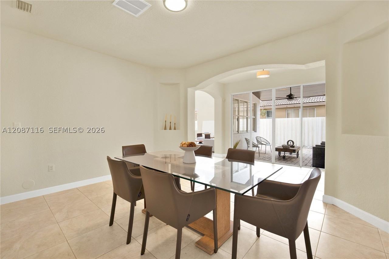8324 Nw 115th Ct #8324 - Photo 5 of 17