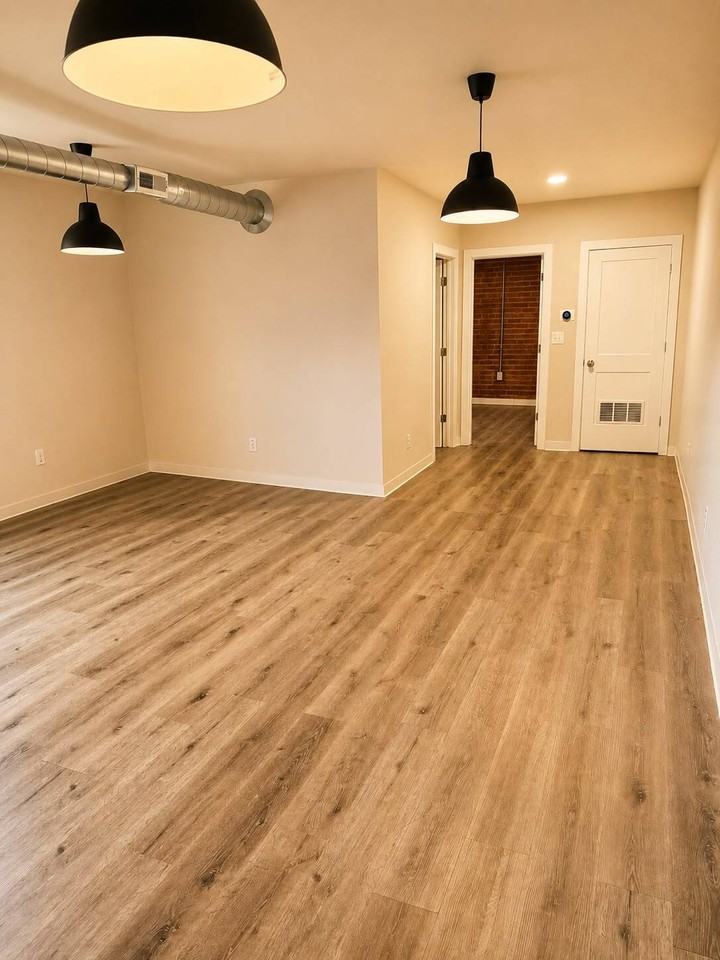 Elaine Lofts - Photo 2 of 39