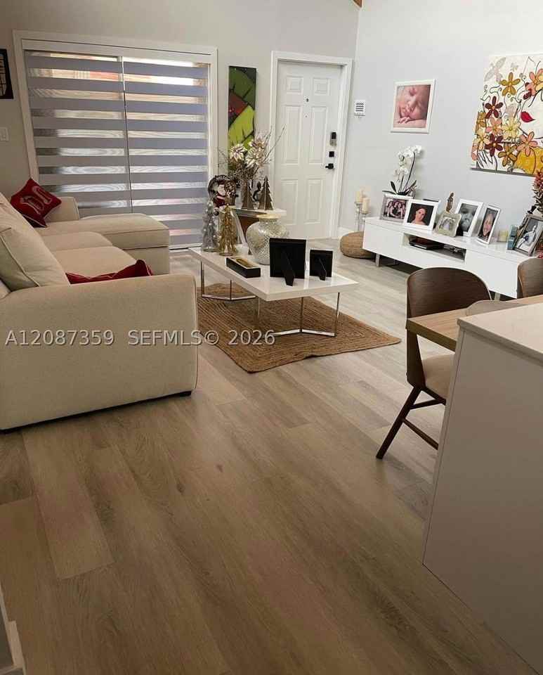 7731 Sw 100th St #30 - Photo 4 of 24