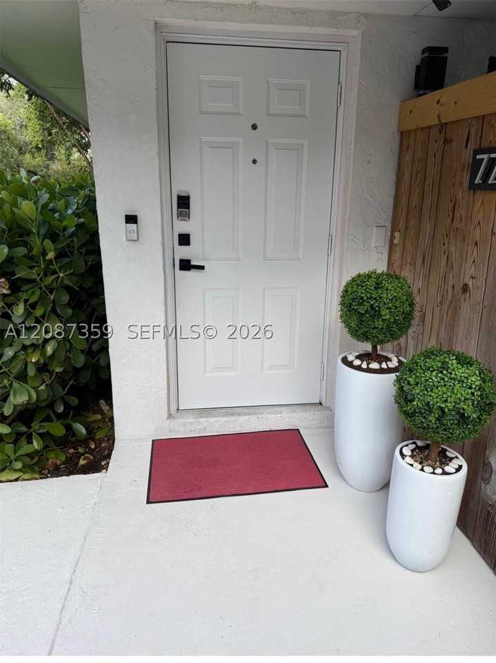7731 Sw 100th St #30 - Photo 3 of 24