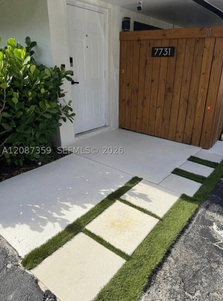 7731 Sw 100th St #30 - Photo 2 of 24