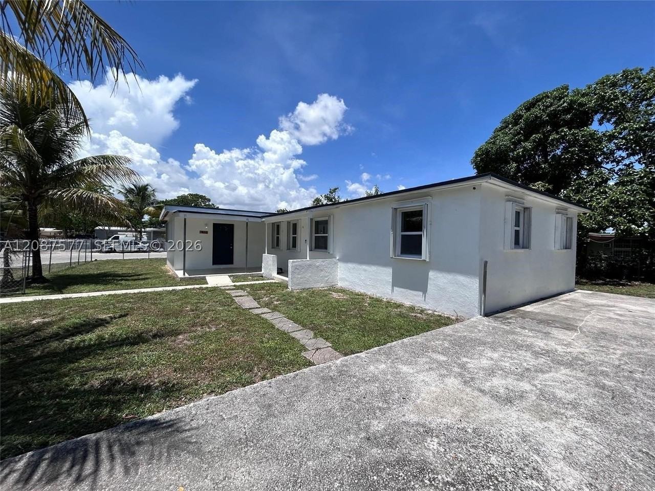 1835 Nw 122nd St