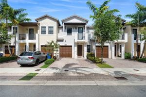 featured image of 6005 Nw 104th Path #6005