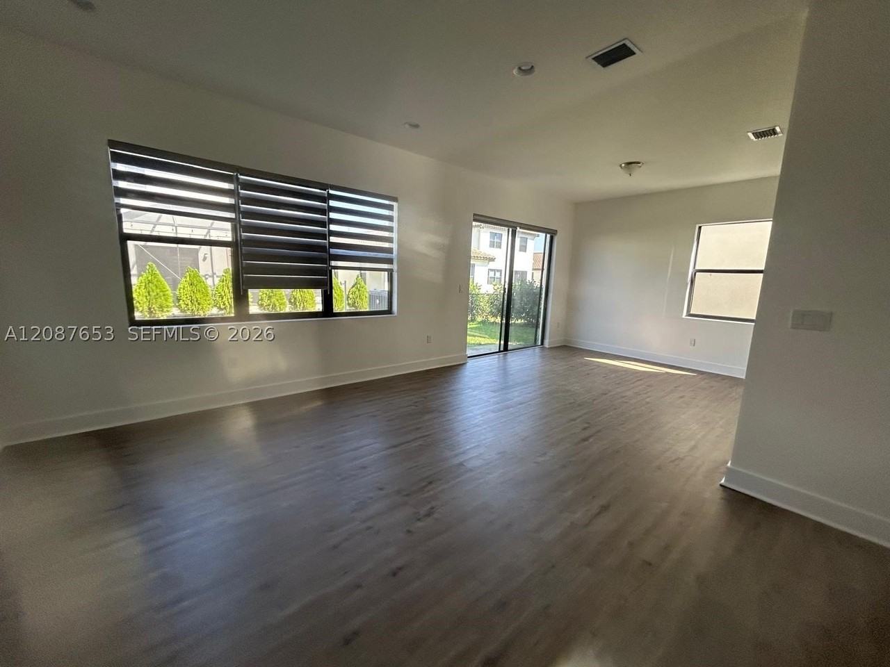 5525 Agostino Way - Photo 4 of 50