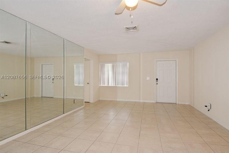 4304 N Shore Dr - Photo 6 of 19