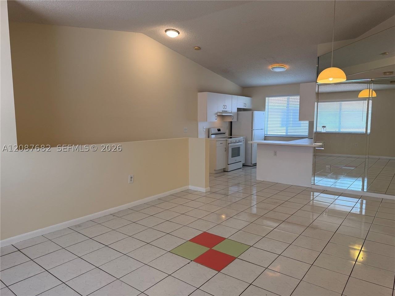 8019 Lake Dr #202 - Photo 3 of 12
