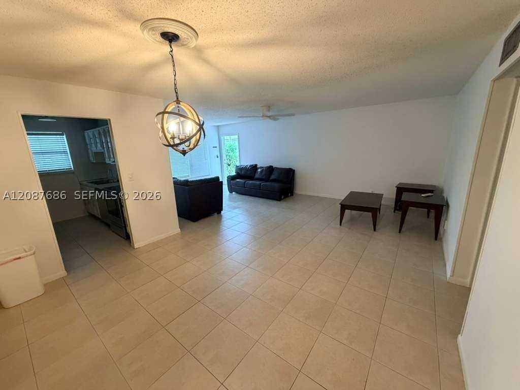 557 High Point Dr #B - Photo 3 of 17