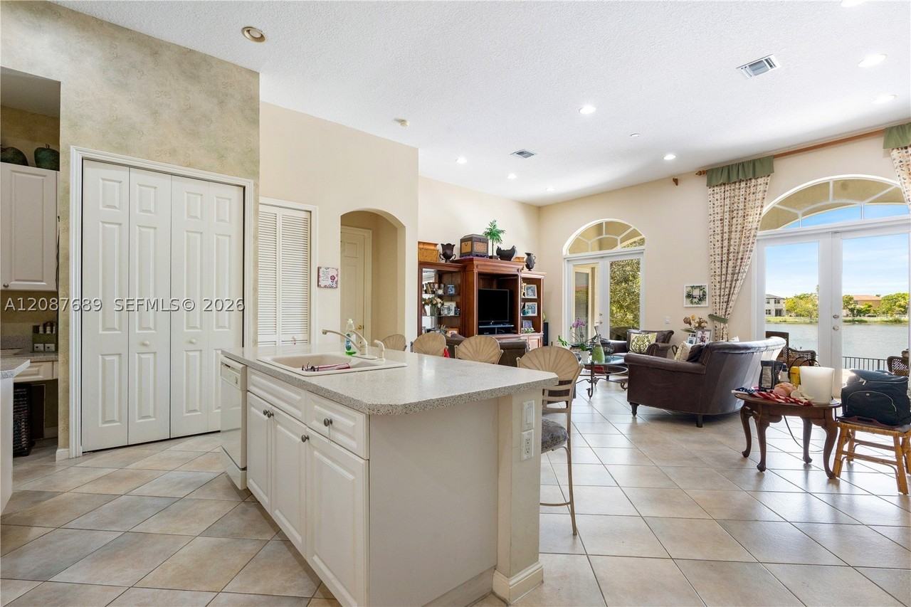 13236 Sw 26th St - Photo 7 of 16