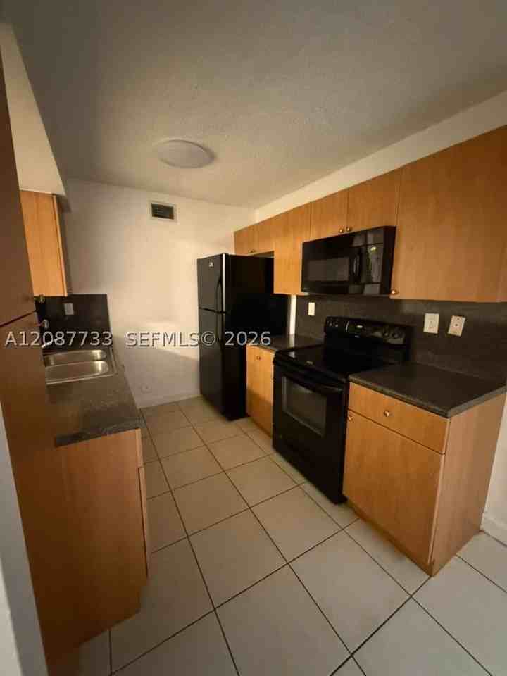 4746 Nw 97th Pl #216 - Photo 4 of 11