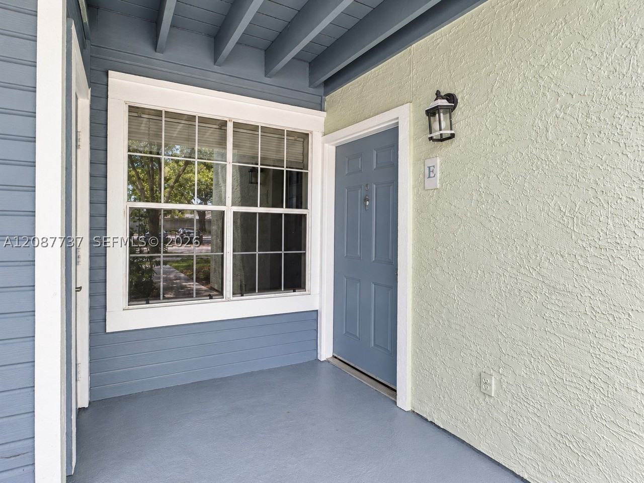 1275 Crystal Way #E - Photo 3 of 27