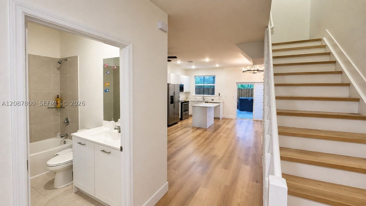 12086 Nw 24th Pl - Photo 3 of 11