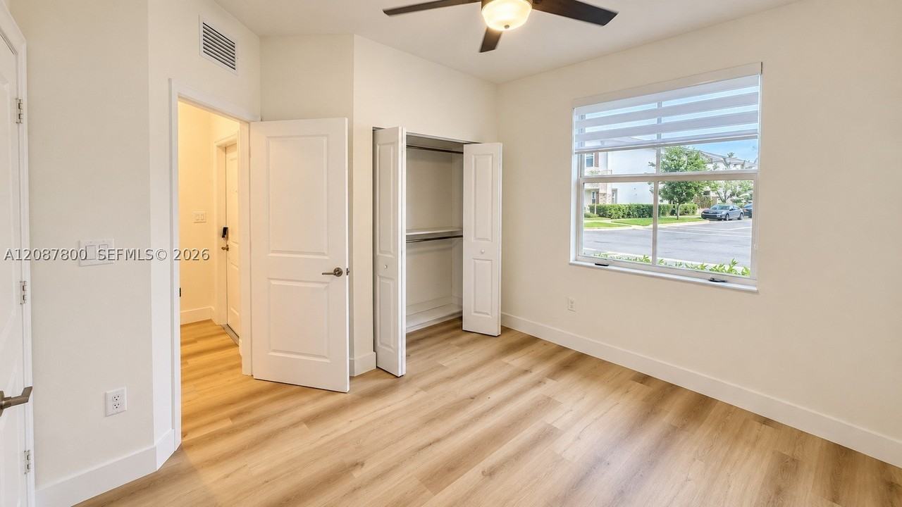12086 Nw 24th Pl - Photo 6 of 11