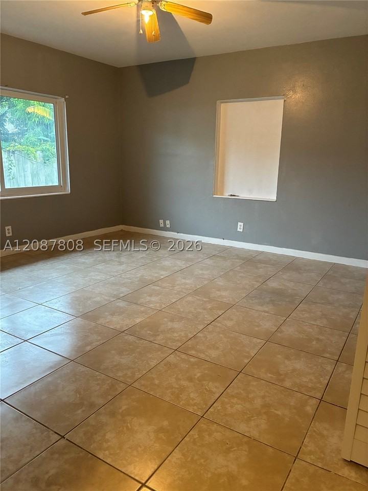 6124 Sw 38th St #6124 - Photo 4 of 21