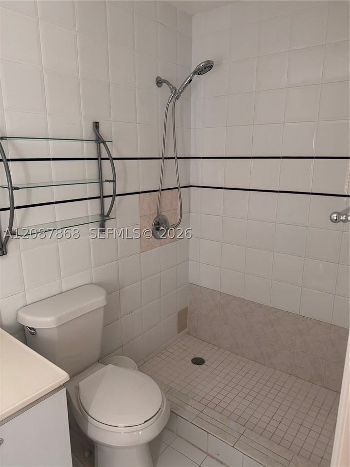 9900 W Calusa Club Dr #1 - Photo 7 of 11