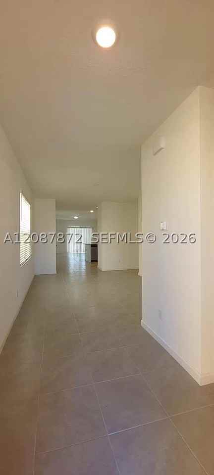 12227 Sw Nettuno Way - Photo 6 of 10