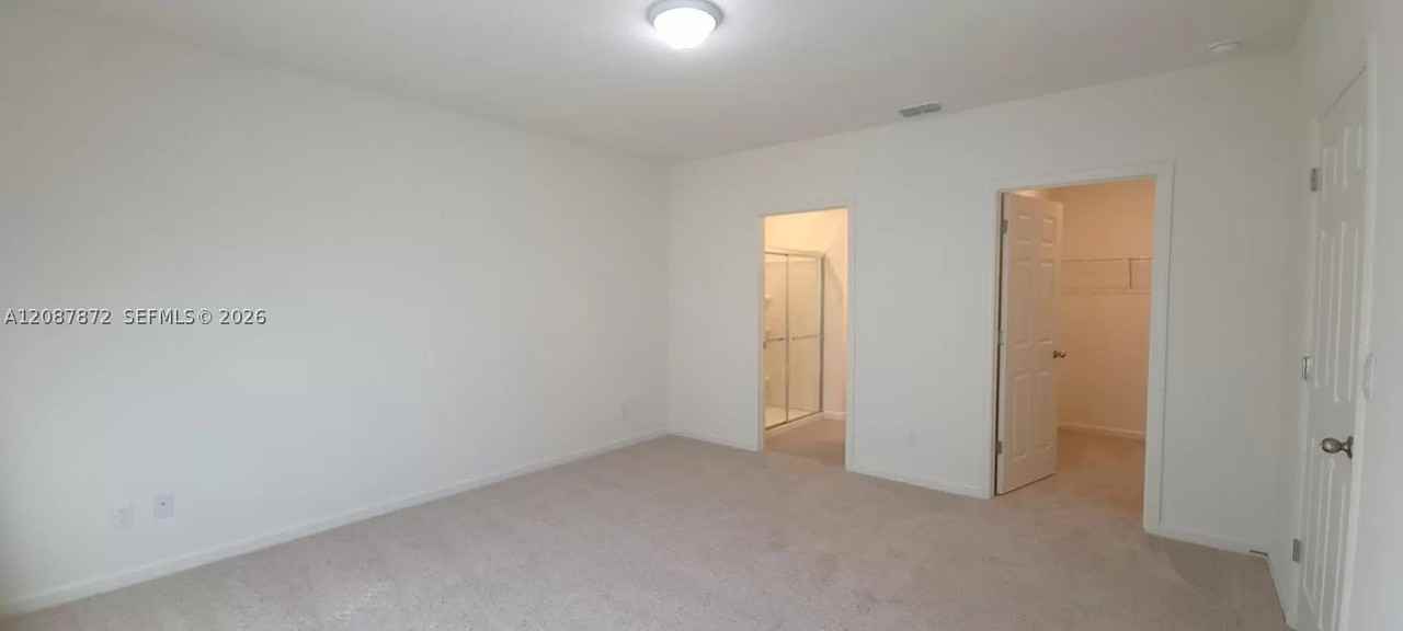 12227 Sw Nettuno Way - Photo 7 of 10