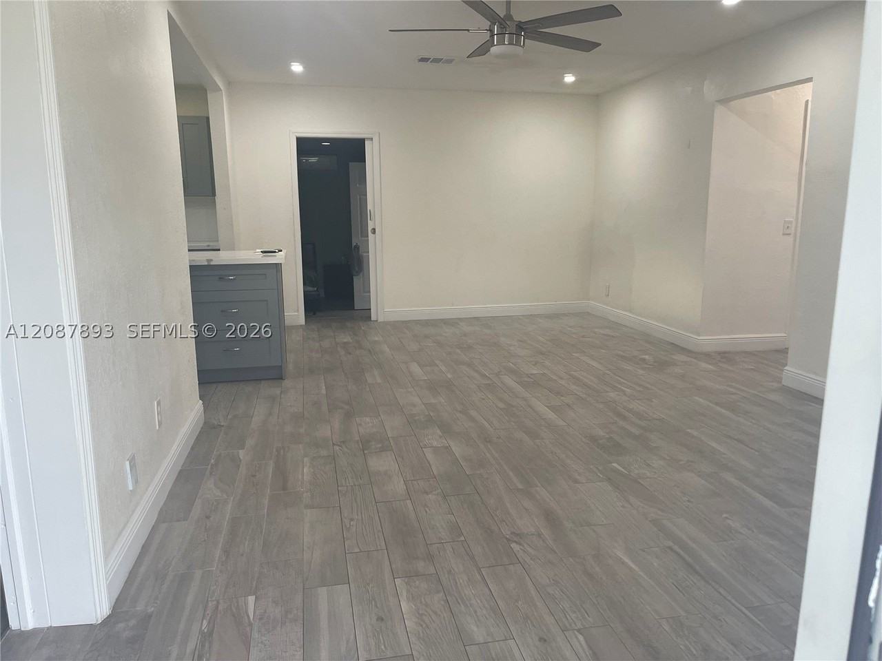 3451 Charleston Blvd - Photo 4 of 17
