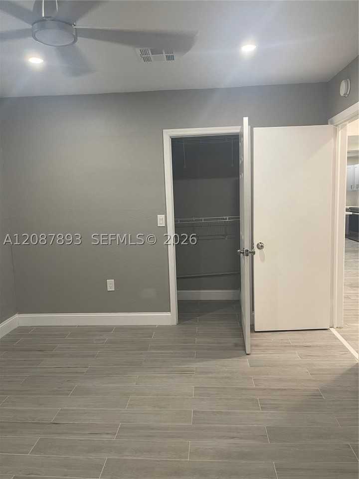 3451 Charleston Blvd - Photo 5 of 17