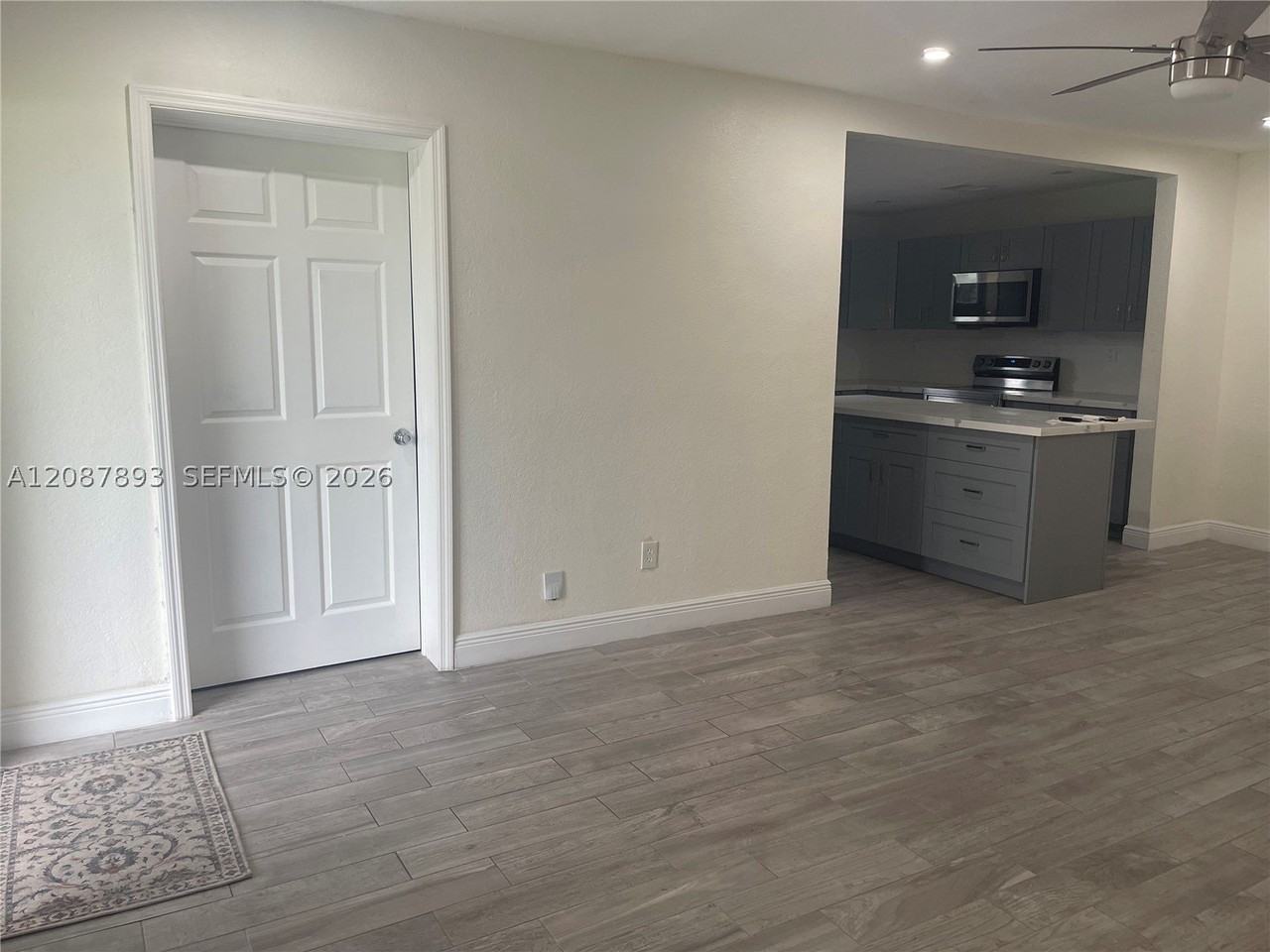 3451 Charleston Blvd - Photo 6 of 17