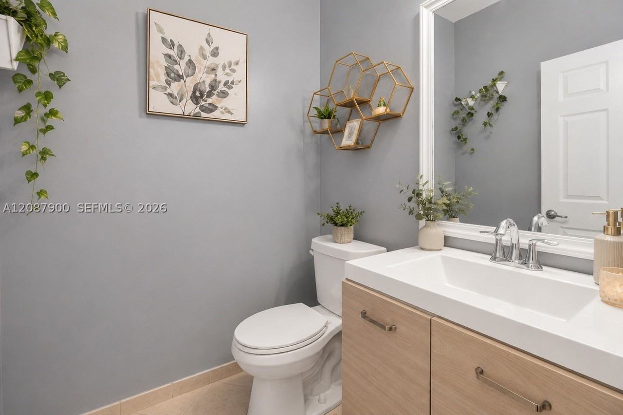 12999 Sw 132nd Ter - Photo 5 of 16