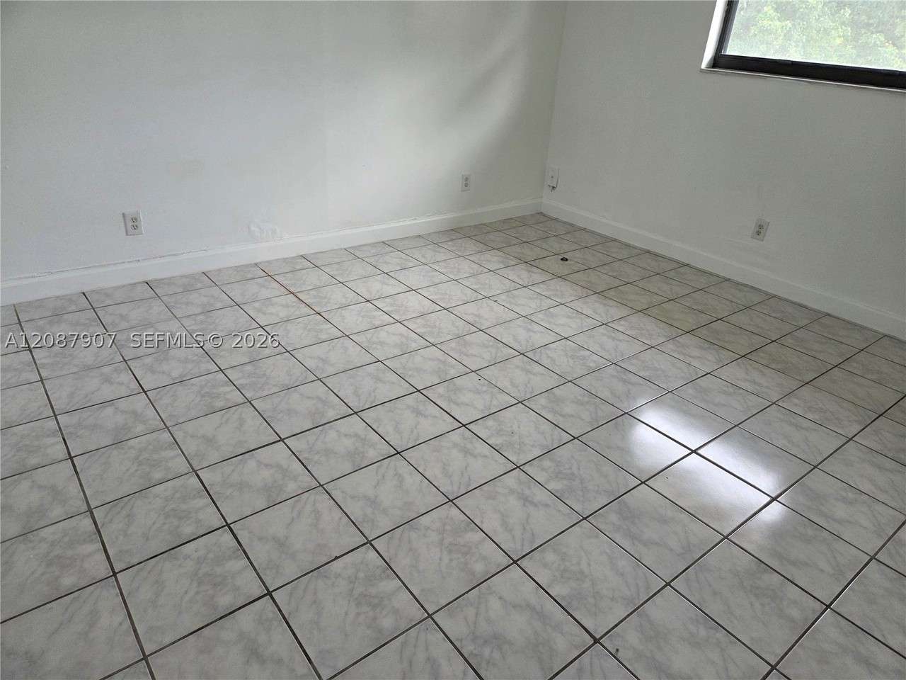 6147 Arthur St #2 - Photo 5 of 10