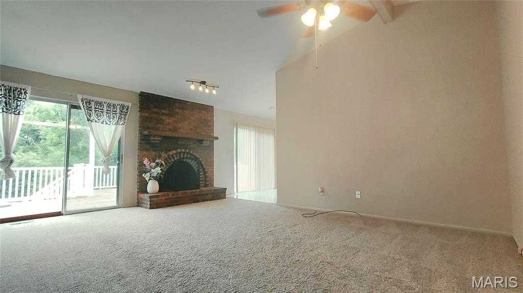 15455 Country Mill Ct - Photo 7 of 20