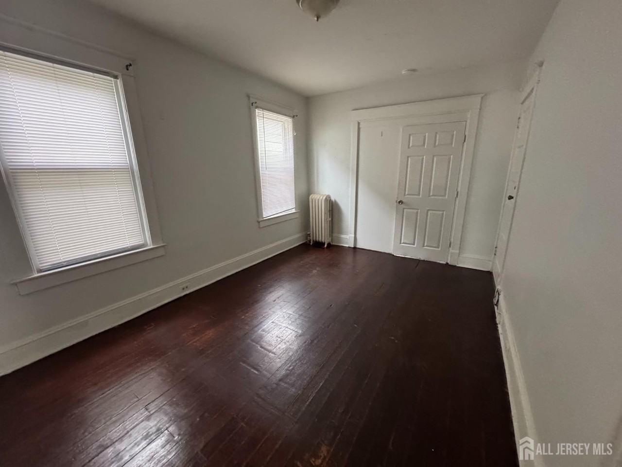 7 Maple St - Photo 5 of 8