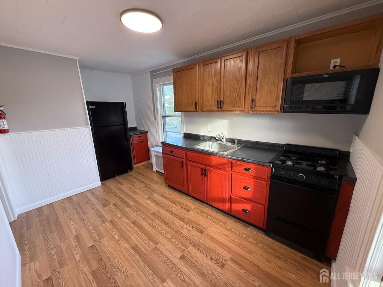 74 Mountain Ave #74 - Photo 3 of 18