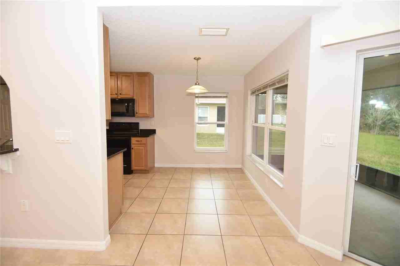 34 Renshaw Dr - Photo 7 of 28