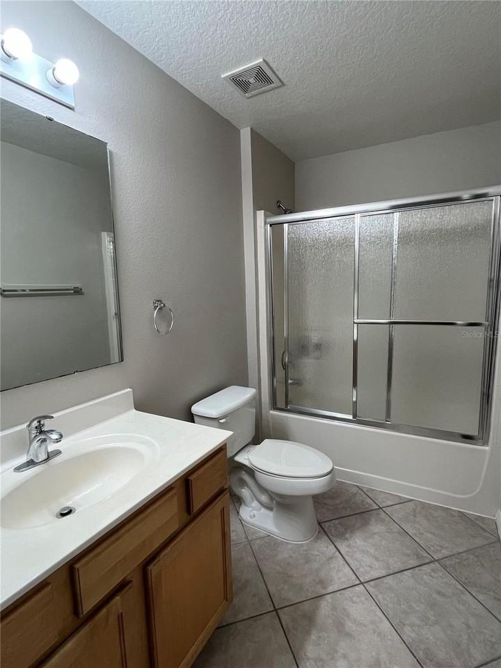 4944 Fiske Cir - Photo 4 of 10