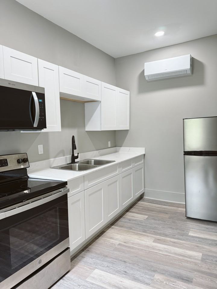 650 W Park Avenue - Photo 3 of 7