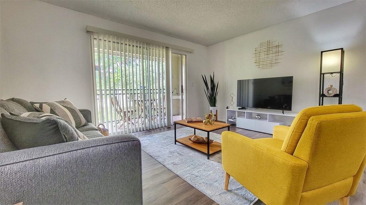 3705 Sw 27th St #224 - Photo 3 of 24