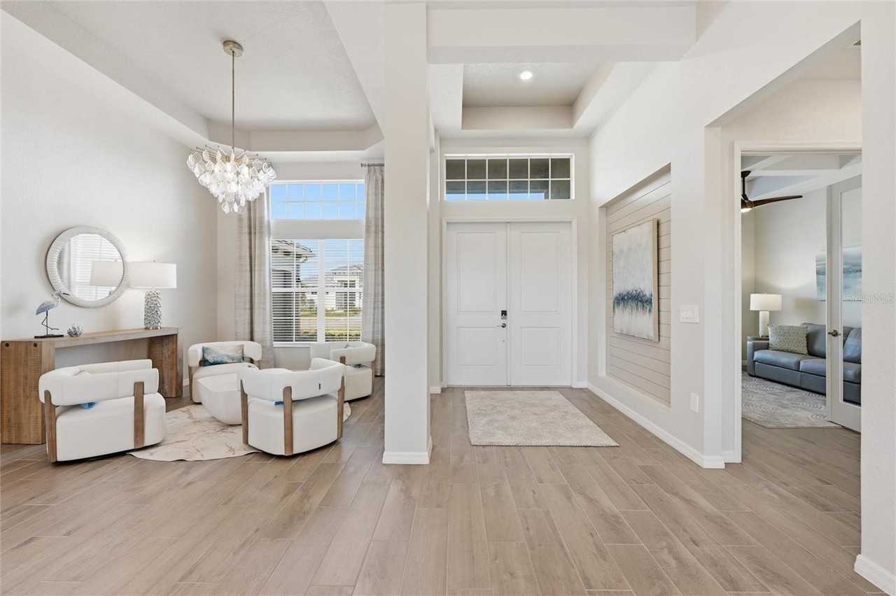 17235 Albatross Rd - Photo 4 of 50