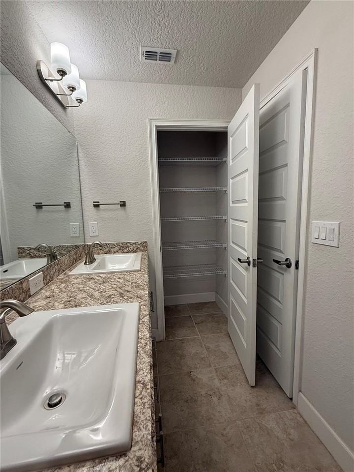 1734 Carnostie Rd - Photo 6 of 24