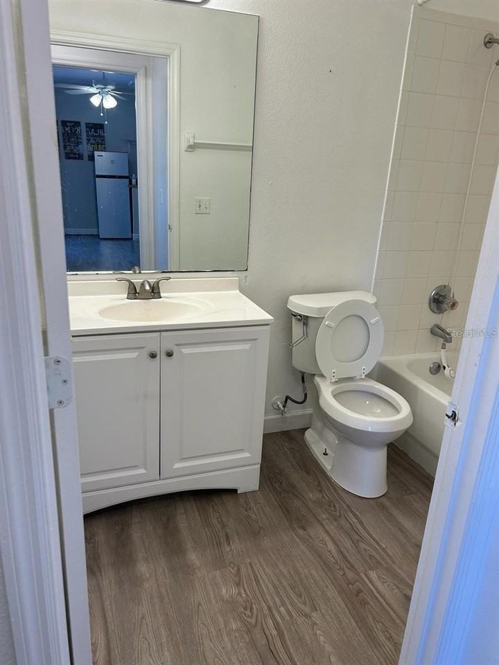 319 Orchid Dr - Photo 7 of 17