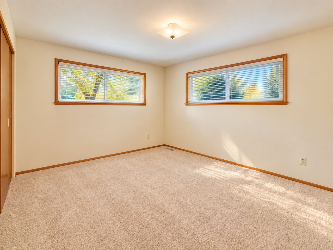 10880 Dixon Drive South - Photo 6 of 8