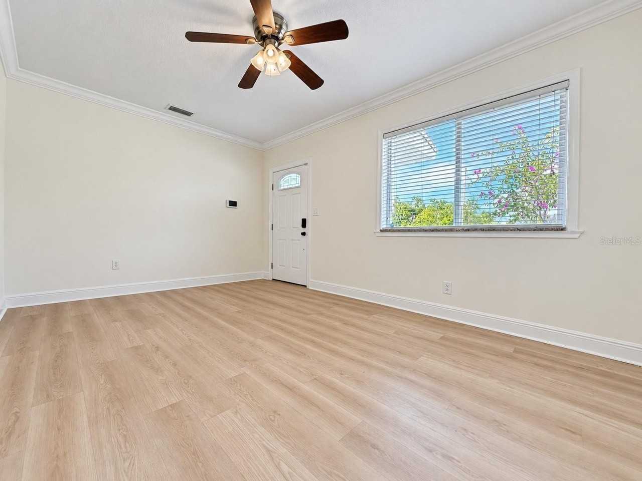 2714 W Palmetto St - Photo 4 of 29