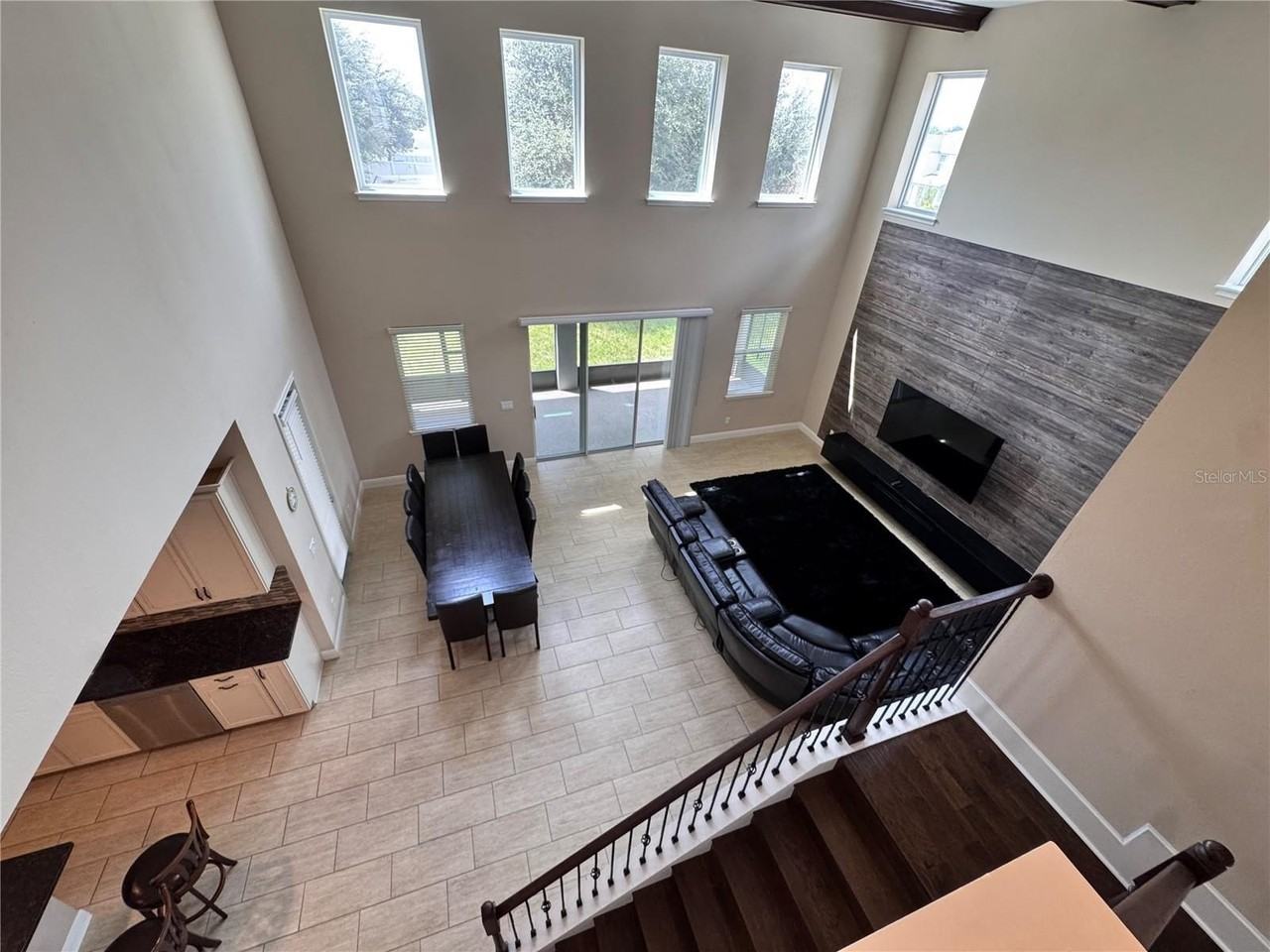 6366 Flat Lemon Dr - Photo 7 of 34