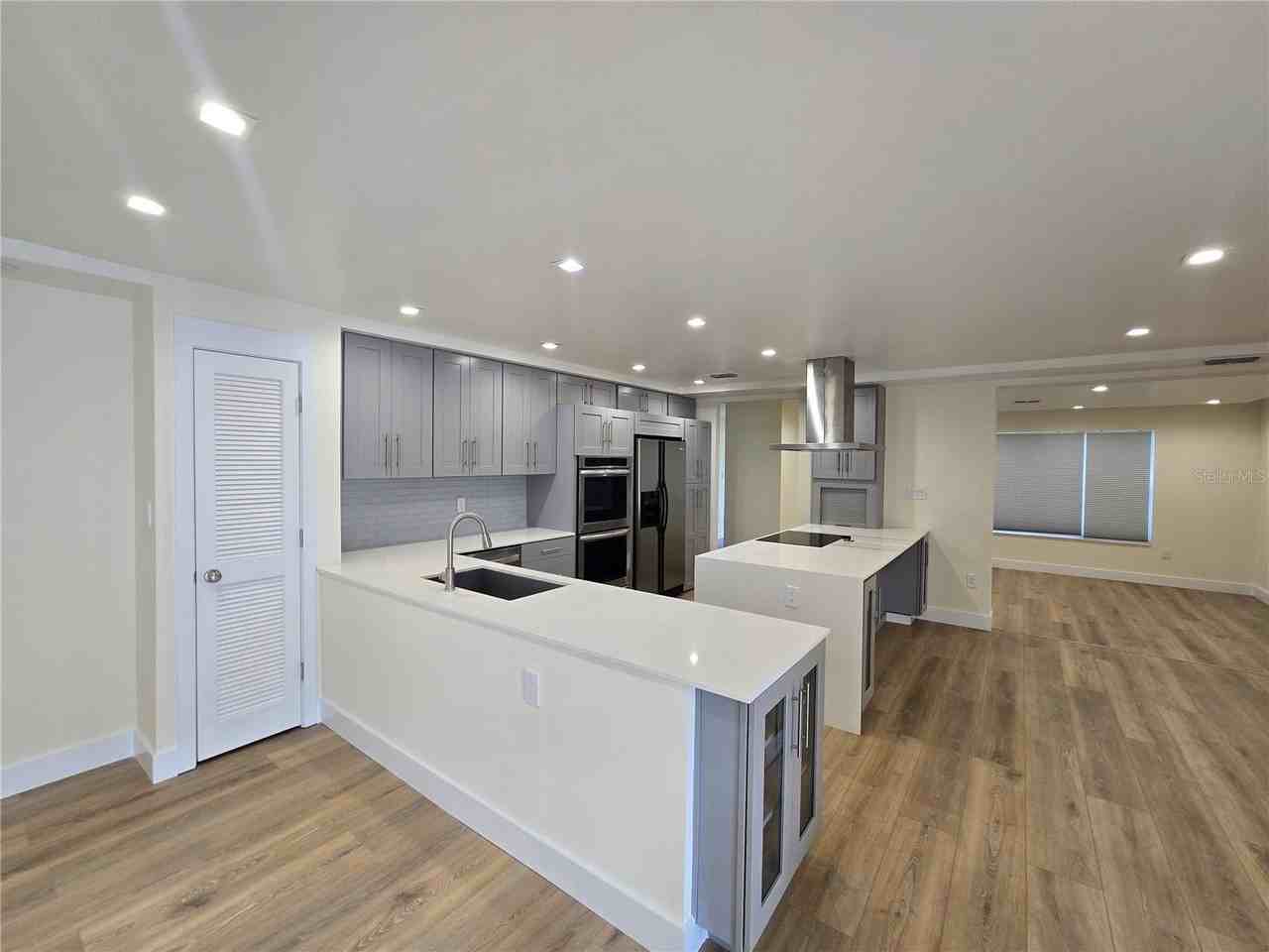 1956 Japonica Rd - Photo 4 of 15