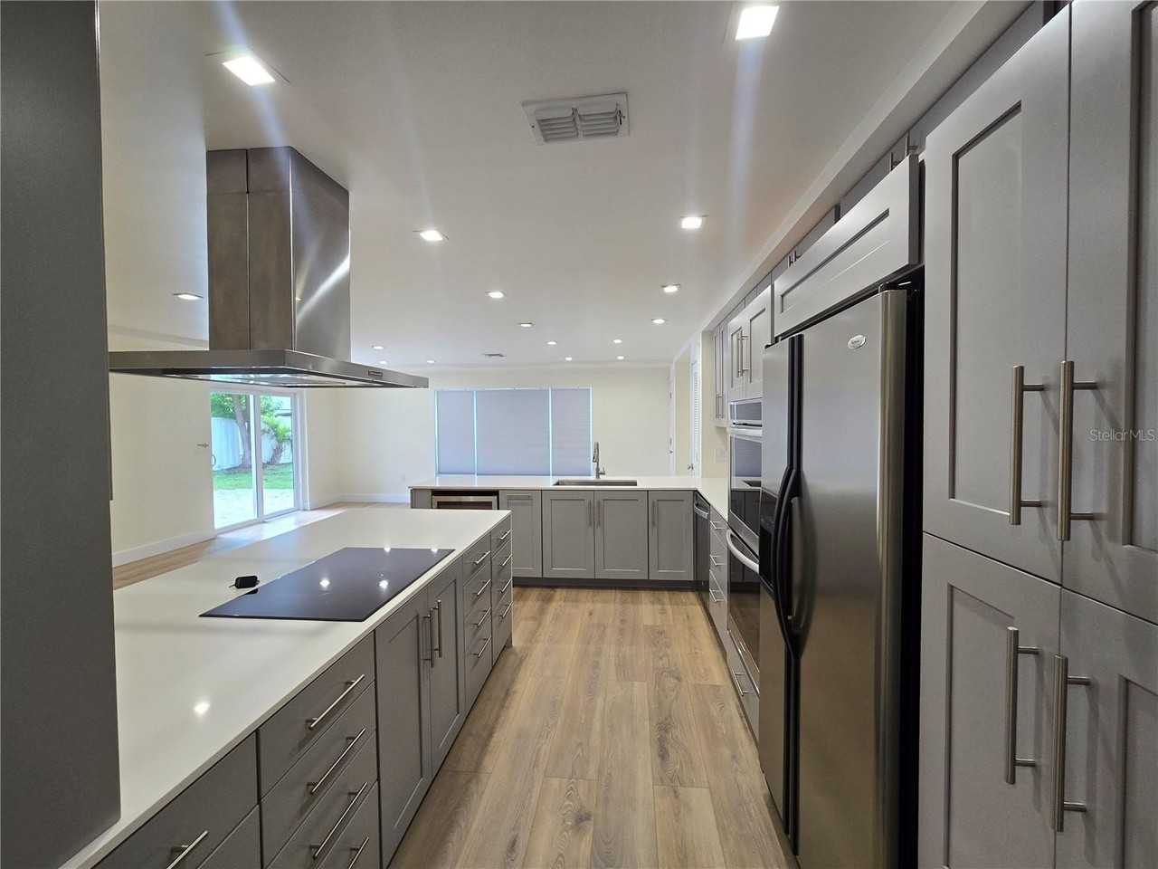 1956 Japonica Rd - Photo 5 of 15