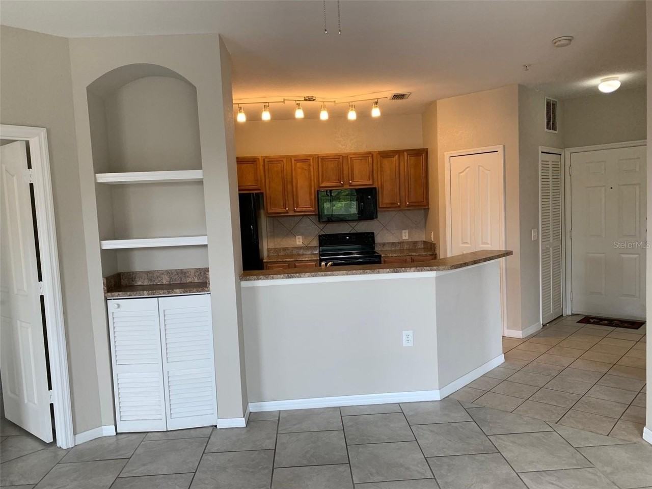 6159 Metrowest Blvd #205 - Photo 4 of 12